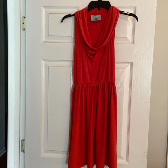 Perfect summer dress in a fun color!! - Picture 1 of 2